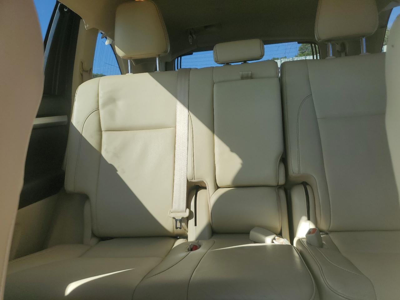 2018 Toyota Highlander Se VIN: 5TDKZRFH4JS247889 Lot: 91034895