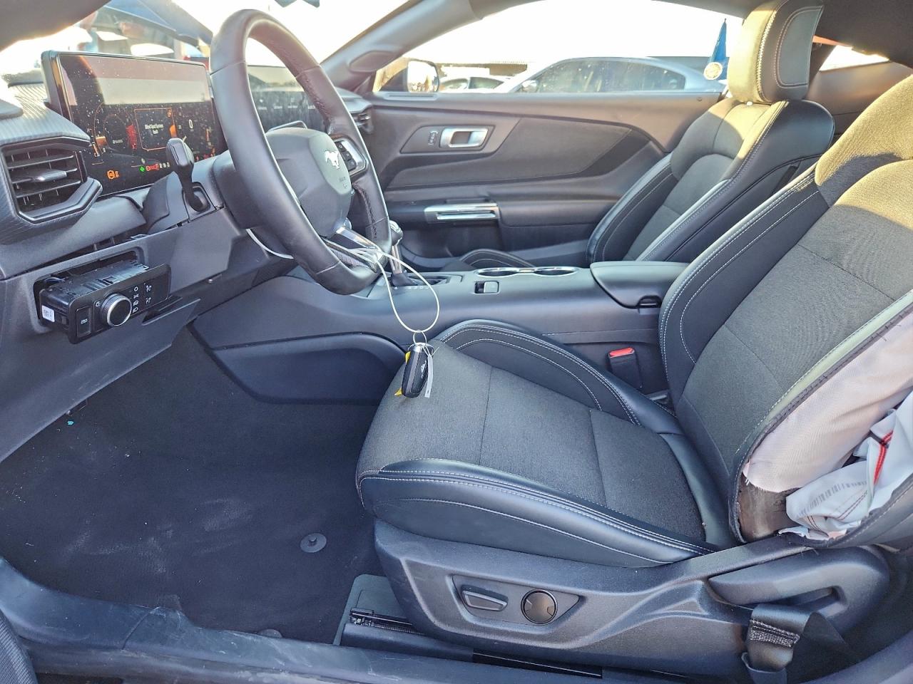 2024 Ford Mustang VIN: 1FA6P8TH2R5107983 Lot: 92888135