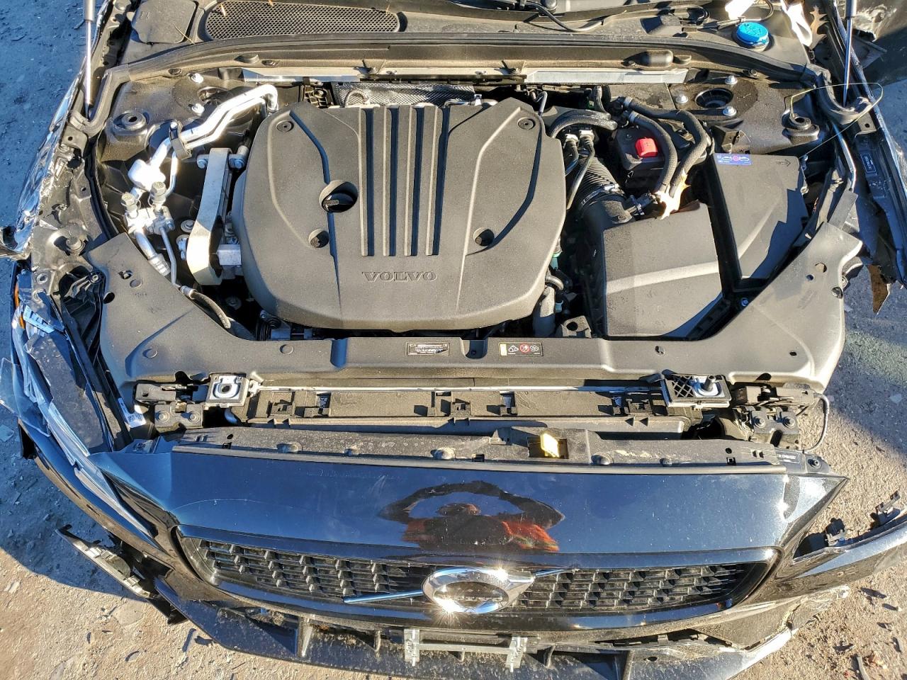 2022 Volvo S60 B5 R-Design VIN: 7JRL12TM0NG165857 Lot: 93820235