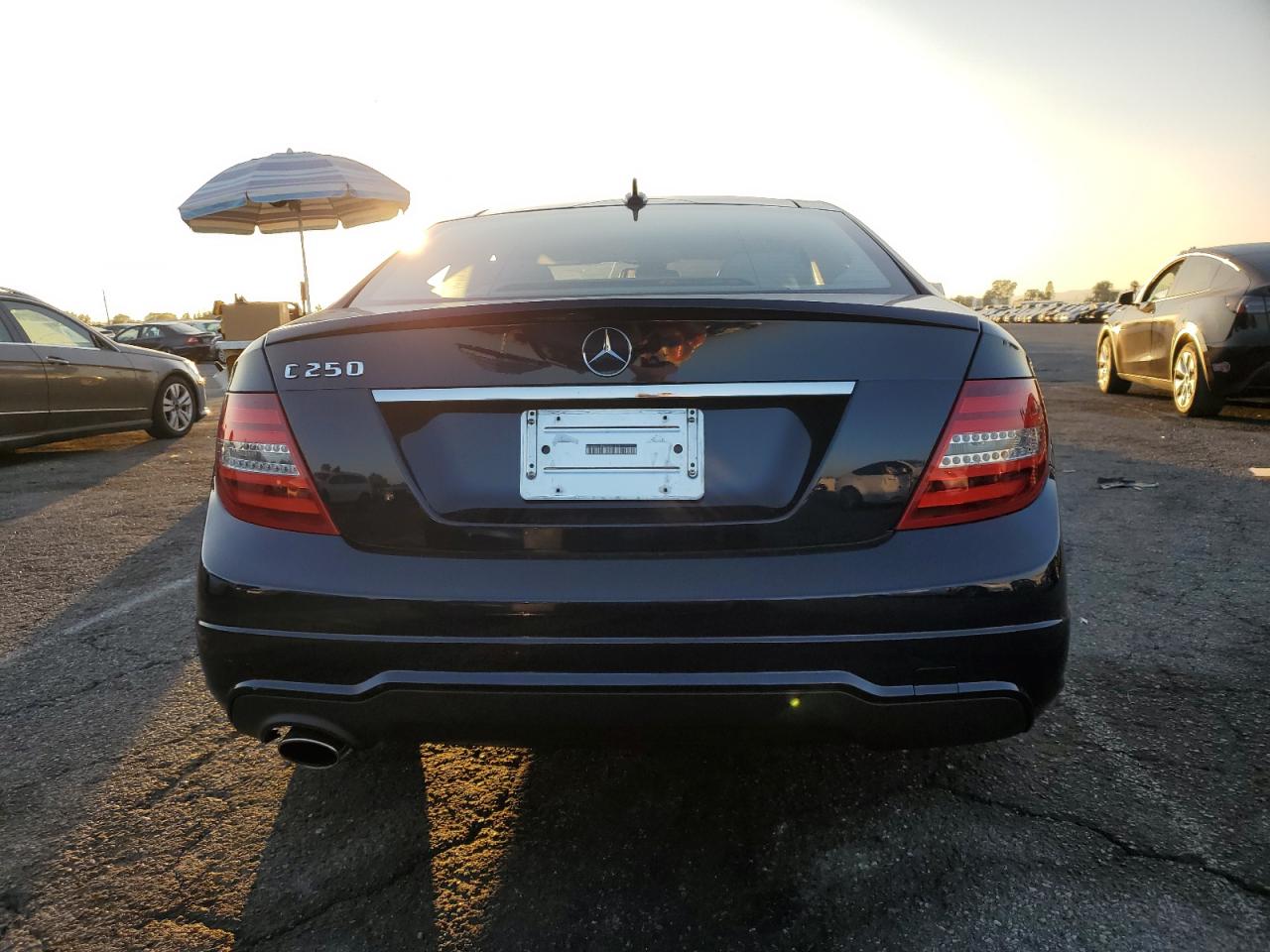 2014 Mercedes-Benz C 250 VIN: WDDGJ4HB9EG201330 Lot: 91829935