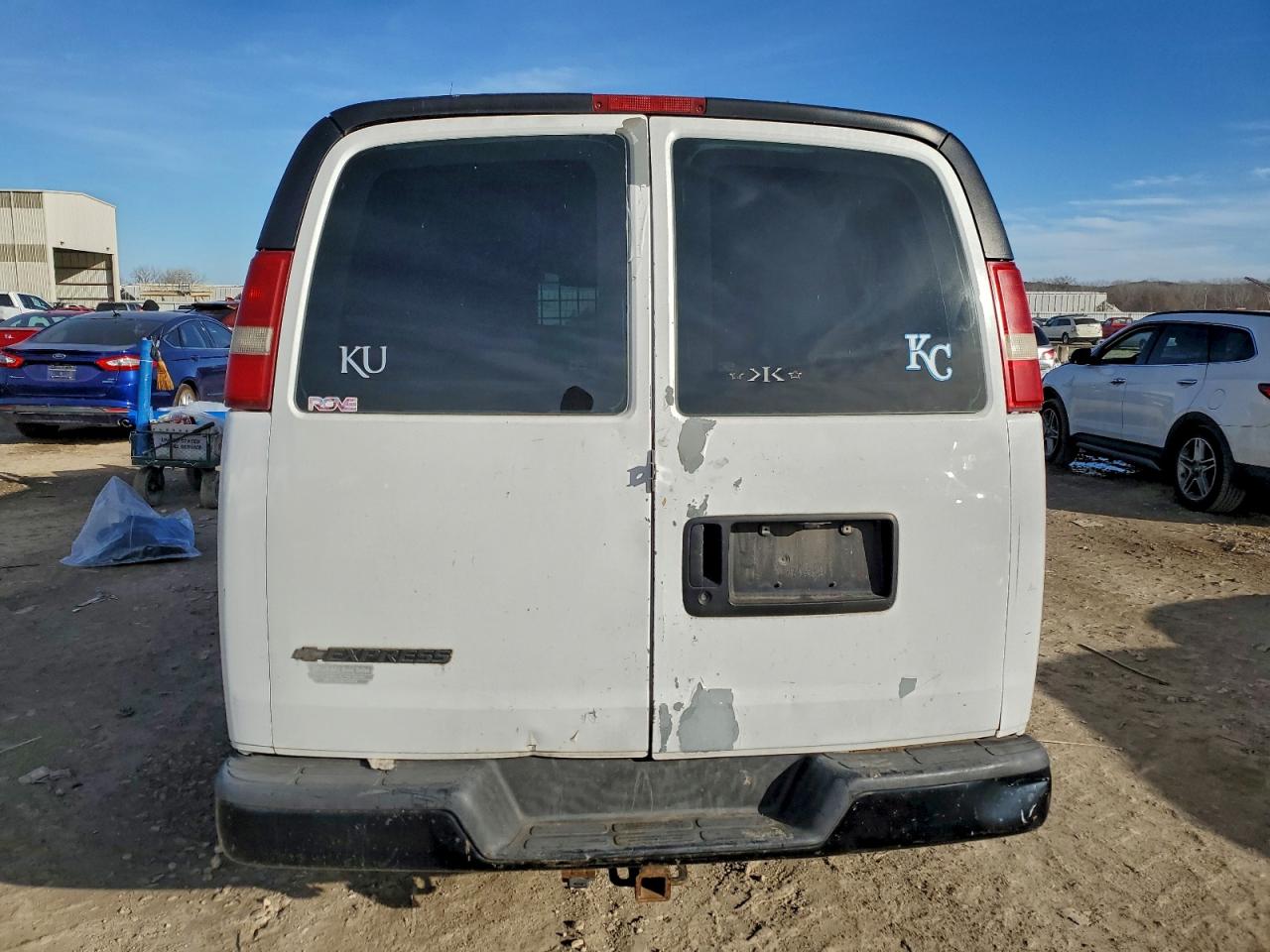 2007 Chevrolet Express G1500 VIN: 1GCFG15X371239242 Lot: 94674565