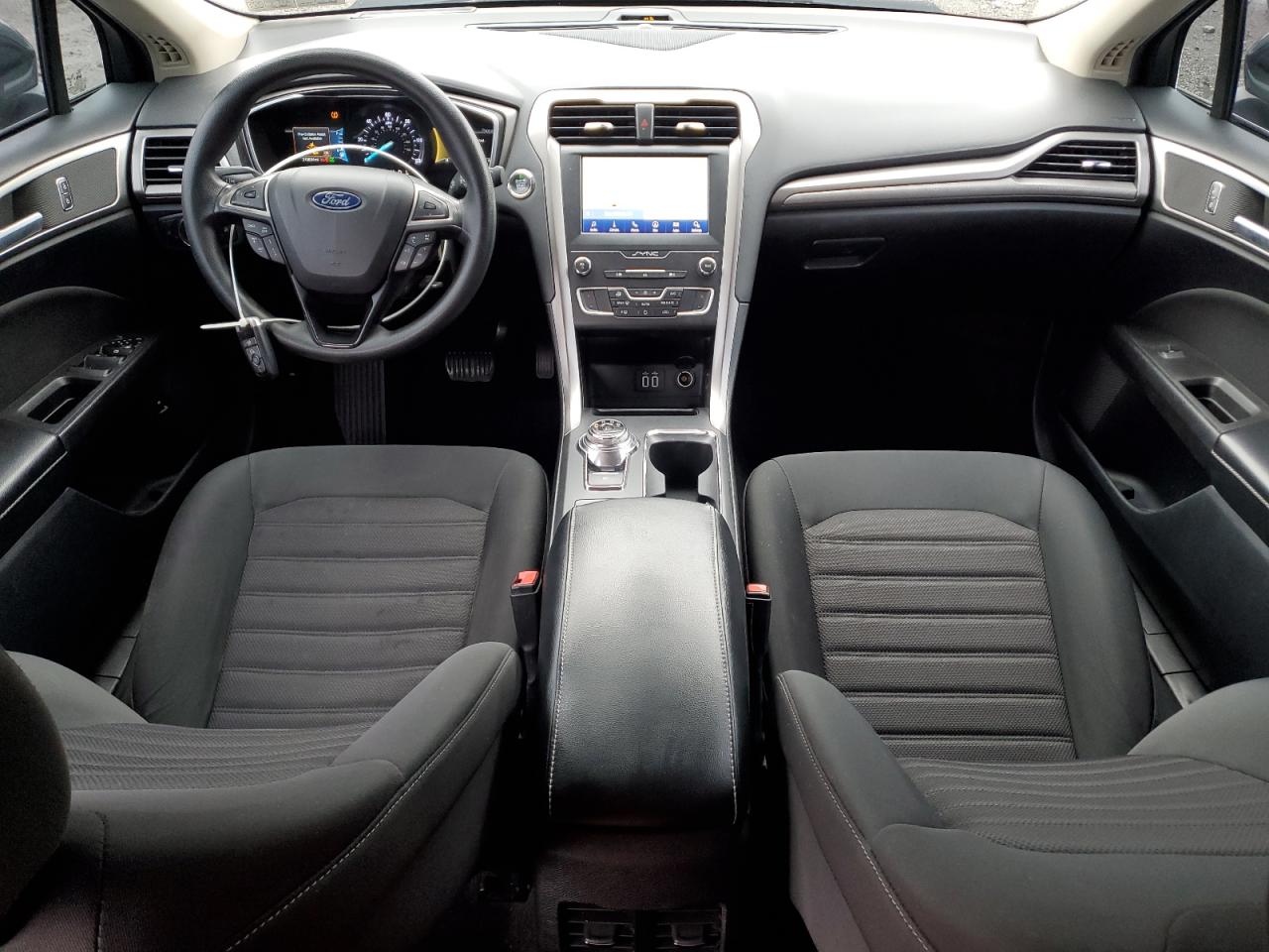 2020 Ford Fusion Se VIN: 3FA6P0LU4LR176726 Lot: 93334155