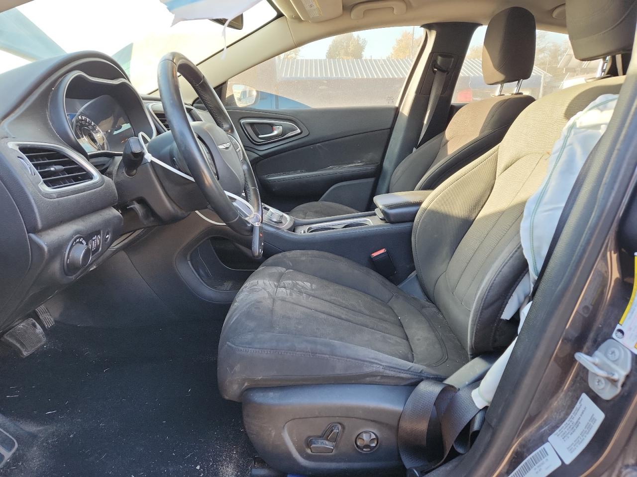 2015 Chrysler 200 Limited VIN: 1C3CCCAB8FN706512 Lot: 91429985