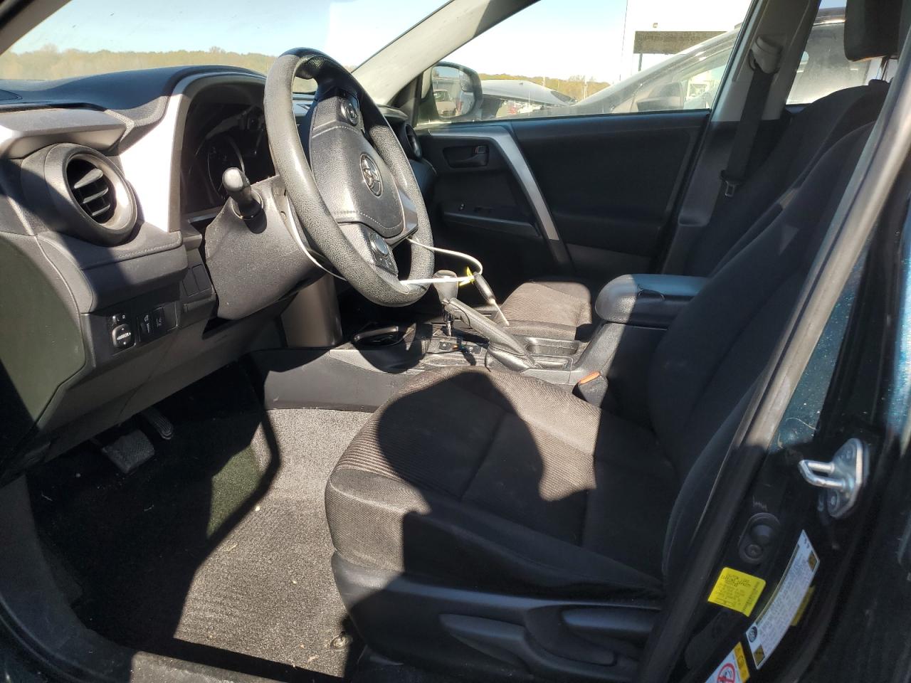 2017 Toyota Rav4 Le VIN: JTMZFREV7HJ718228 Lot: 91387495