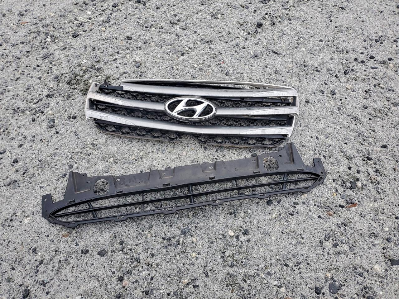 2012 Hyundai Santa Fe Gls VIN: 5XYZGDAB7CG100654 Lot: 94260265