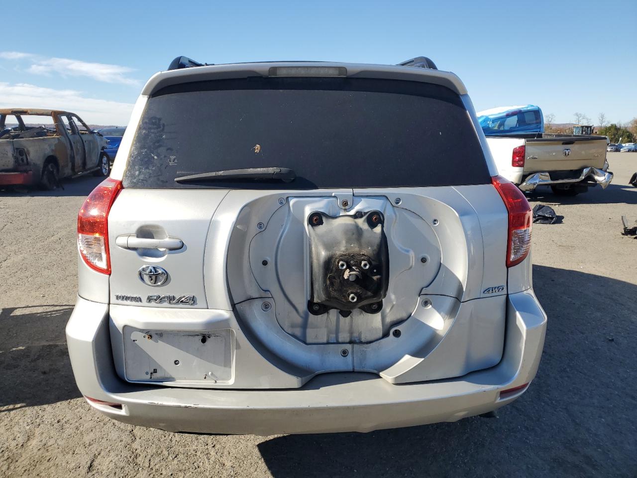 2007 Toyota Rav4 VIN: JTMBD33V276037824 Lot: 90517105