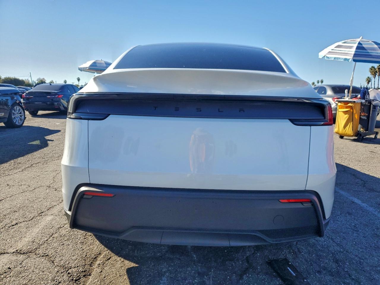 2026 Tesla Model Y VIN: 7SAYGDED7TF378522 Lot: 94409385