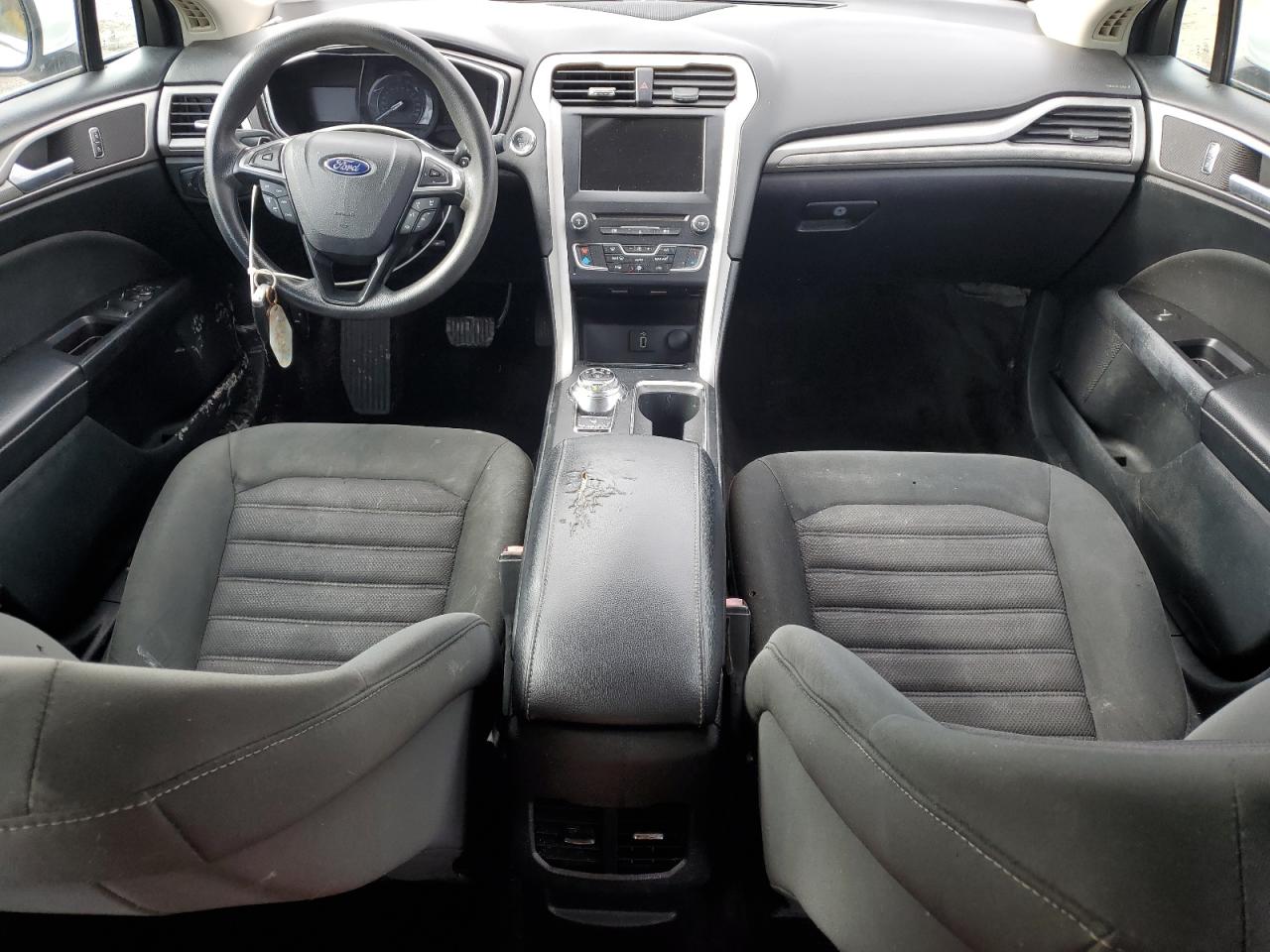 2017 Ford Fusion Se VIN: 3FA6P0HD5HR211421 Lot: 90882045