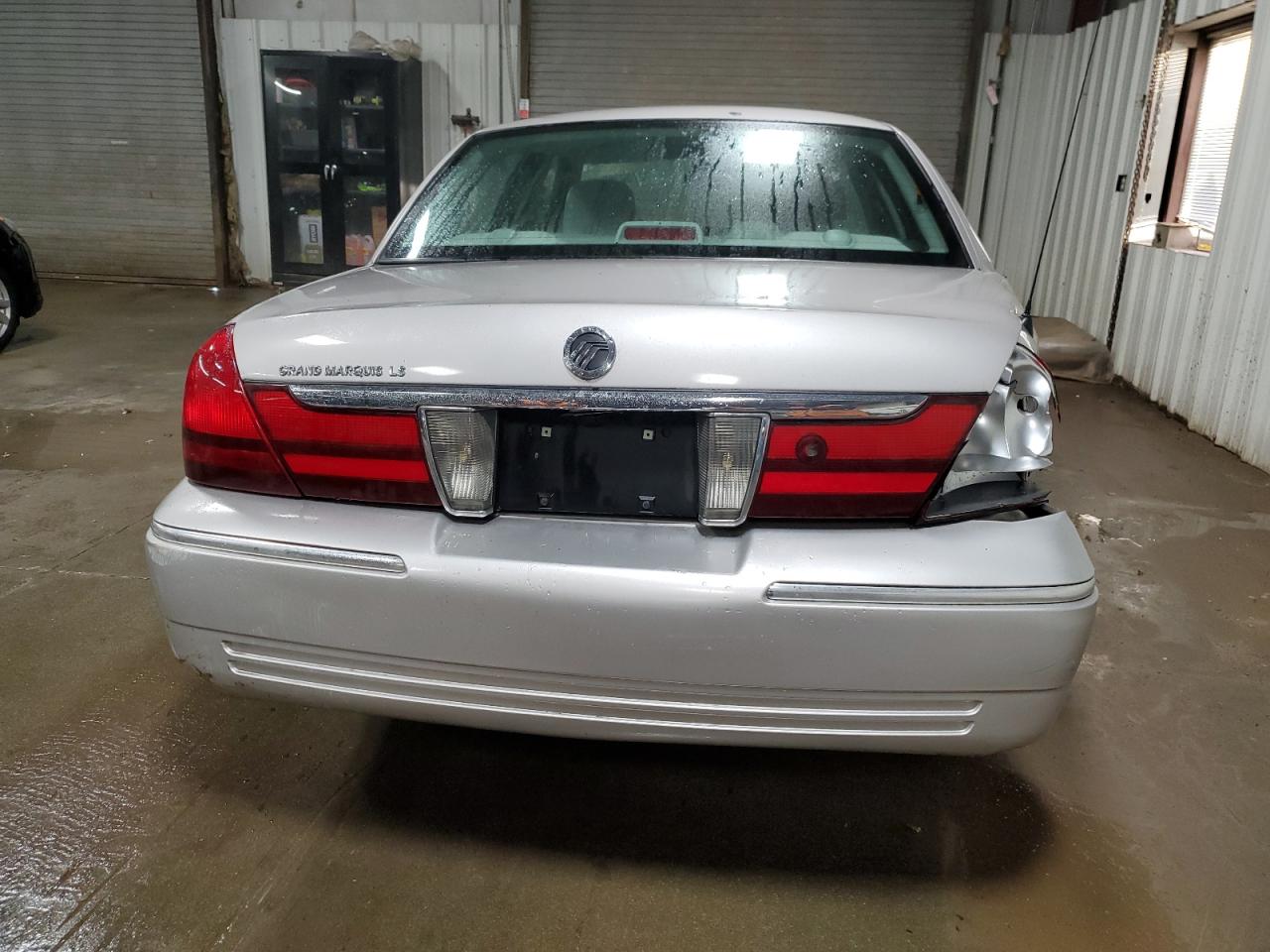 2005 Mercury Grand Marquis Ls VIN: 2MEHM75W25X667818 Lot: 92708385