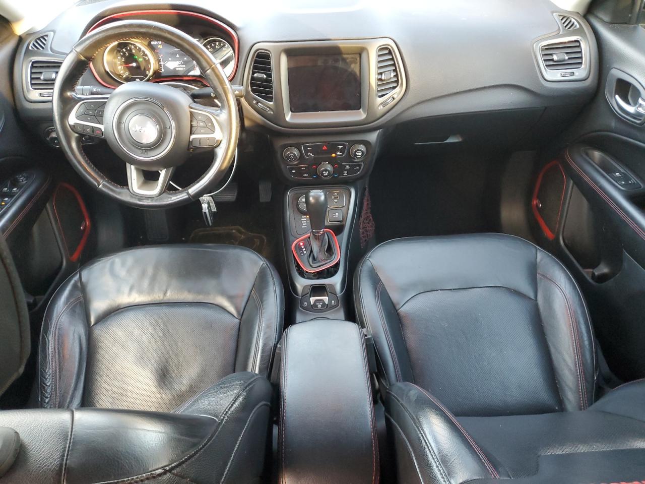 2018 Jeep Compass Trailhawk VIN: 3C4NJDDB8JT144745 Lot: 90781575