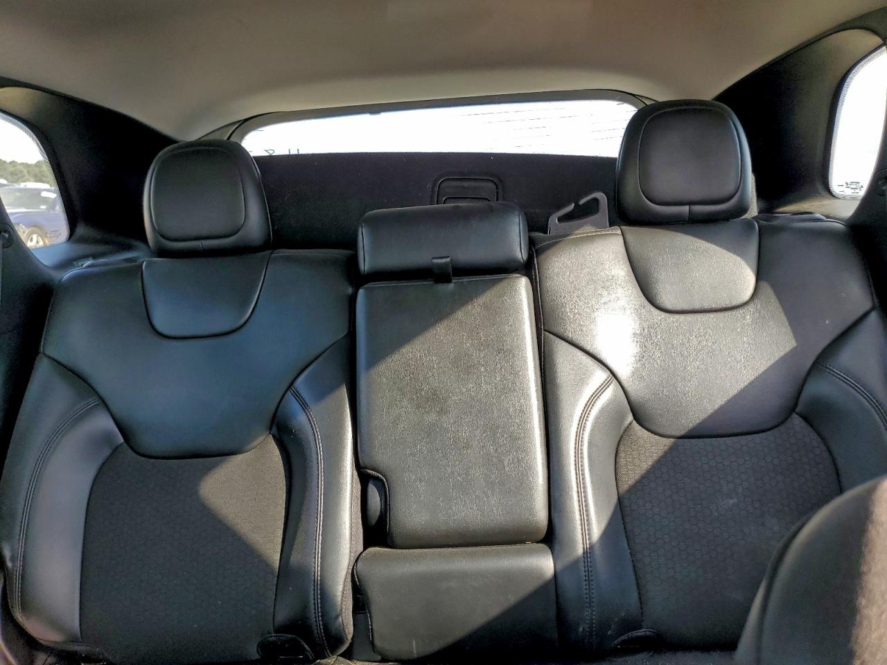 2020 Jeep Cherokee Latitude Plus VIN: 1C4PJLLB9LD511553 Lot: 93619655