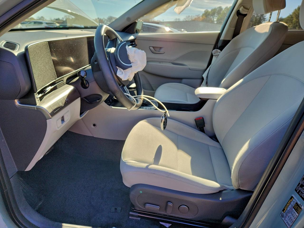 2025 Hyundai Kona Sel VIN: KM8HBCAB9SU323713 Lot: 94122695