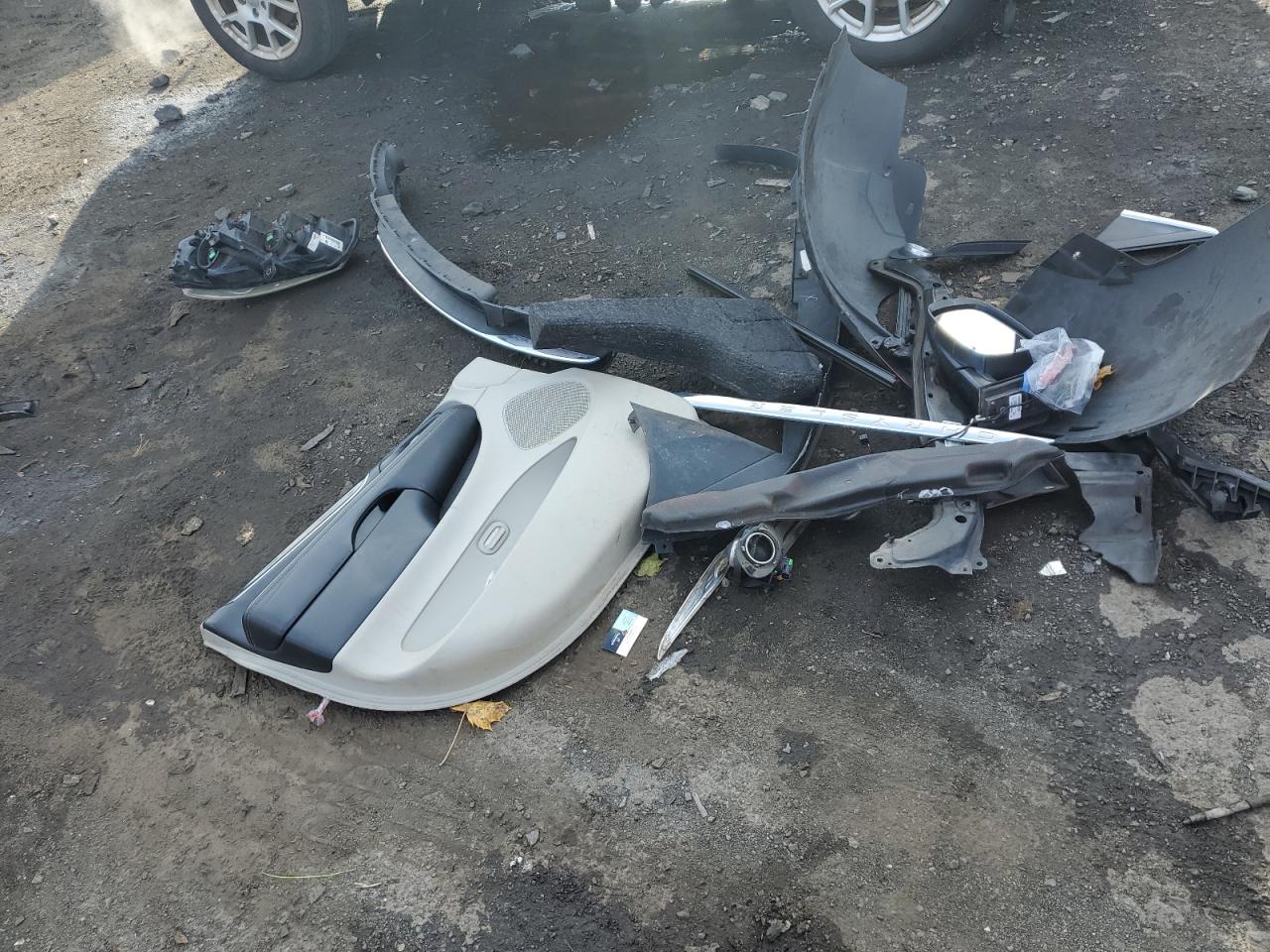 2013 Chrysler Town & Country Touring VIN: 2C4RC1BG8DR744309 Lot: 92045635