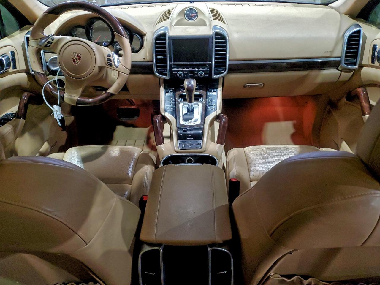 2013 Porsche Cayenne VIN: WP1AA2A28DLA04104 Lot: 94220925