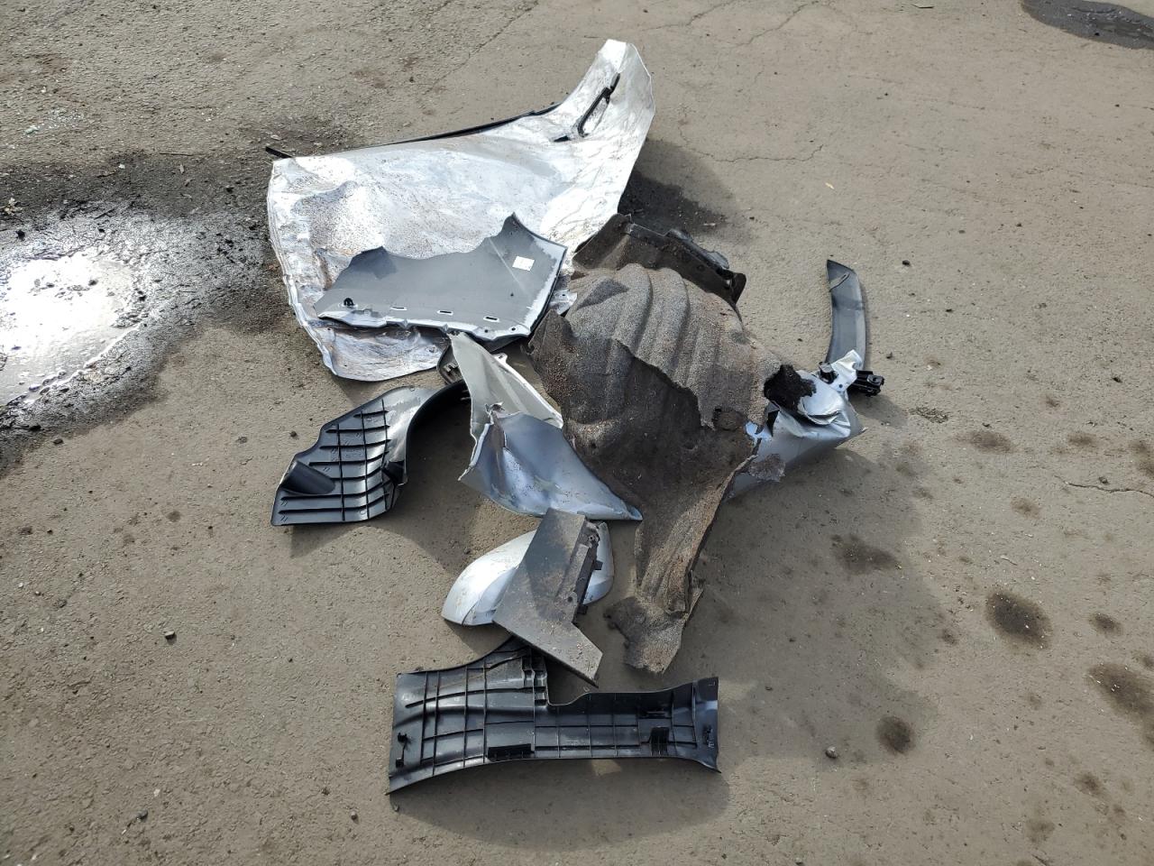 2019 Toyota Rav4 Xle VIN: JTMP1RFV6KD040307 Lot: 91306775