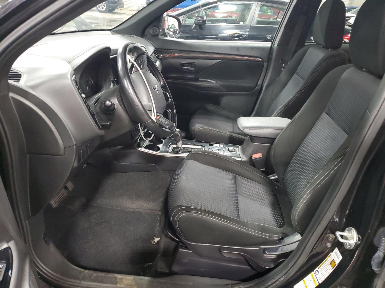 2018 Mitsubishi Outlander Se VIN: JA4AZ3A38JZ024204 Lot: 92387375