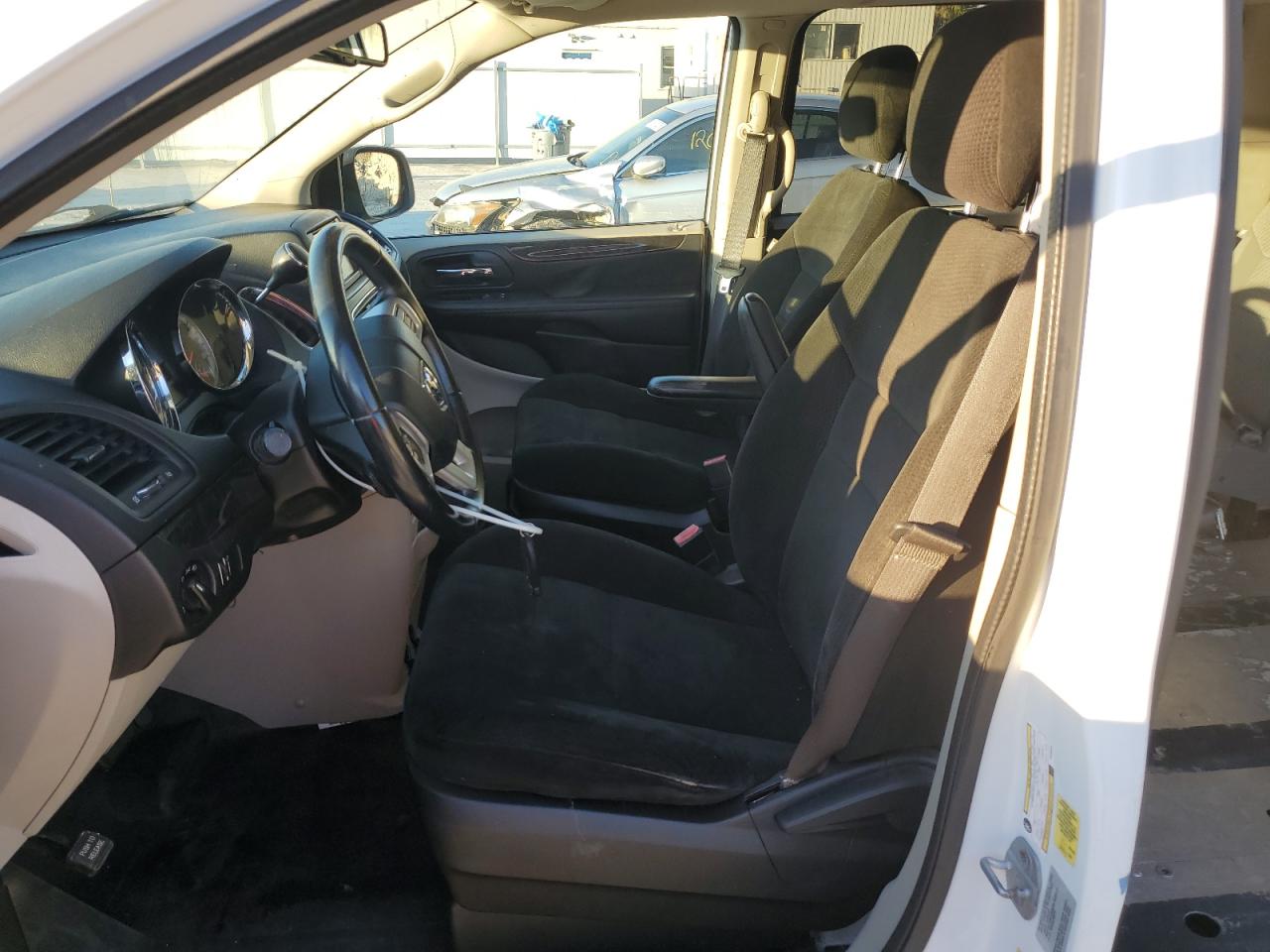 2015 Ram Tradesman VIN: 2C4JRGAG0FR702073 Lot: 93080595