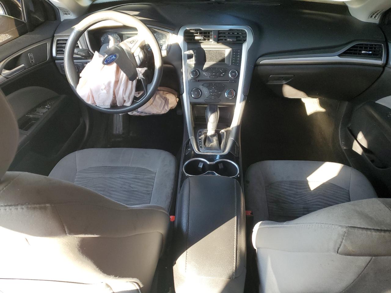 2016 Ford Fusion S VIN: 3FA6P0G74GR296987 Lot: 91328775