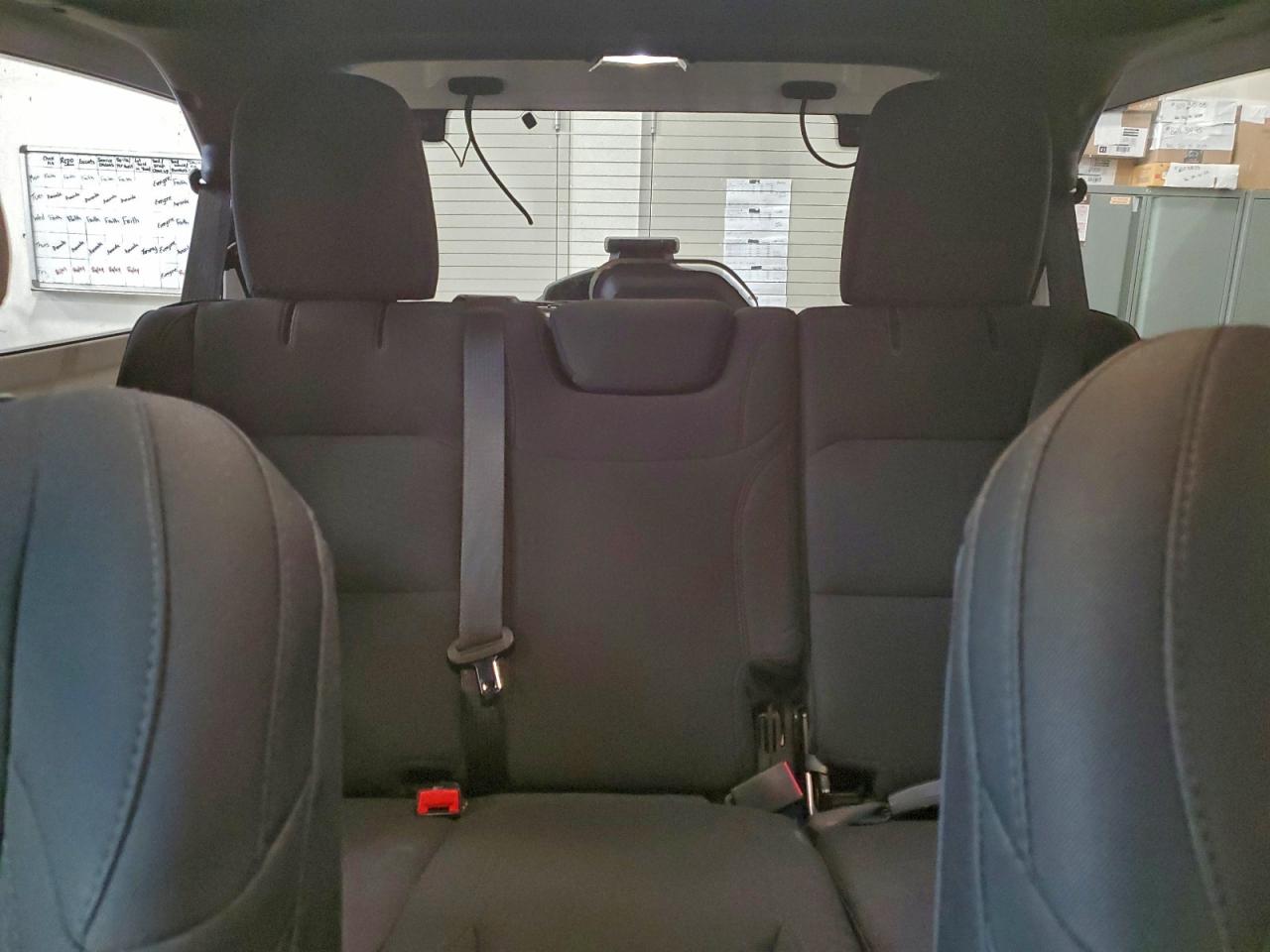 2019 Jeep Wrangler Unlimited Sahara VIN: 1C4HJXEG0KW673157 Lot: 94131415