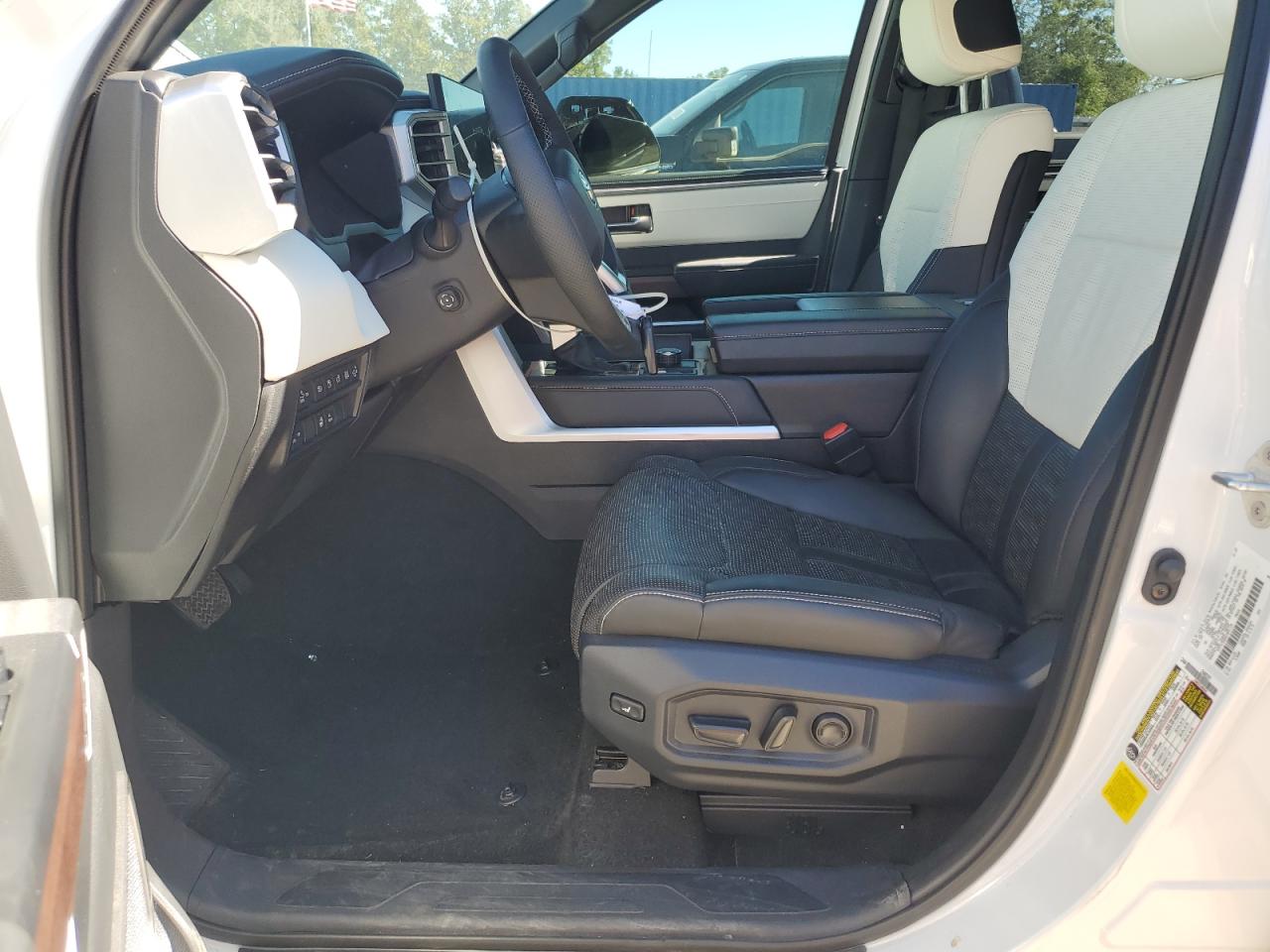 2025 Toyota Tundra Crewmax Capstone VIN: 5TFVC5DB8SX091129 Lot: 90274795