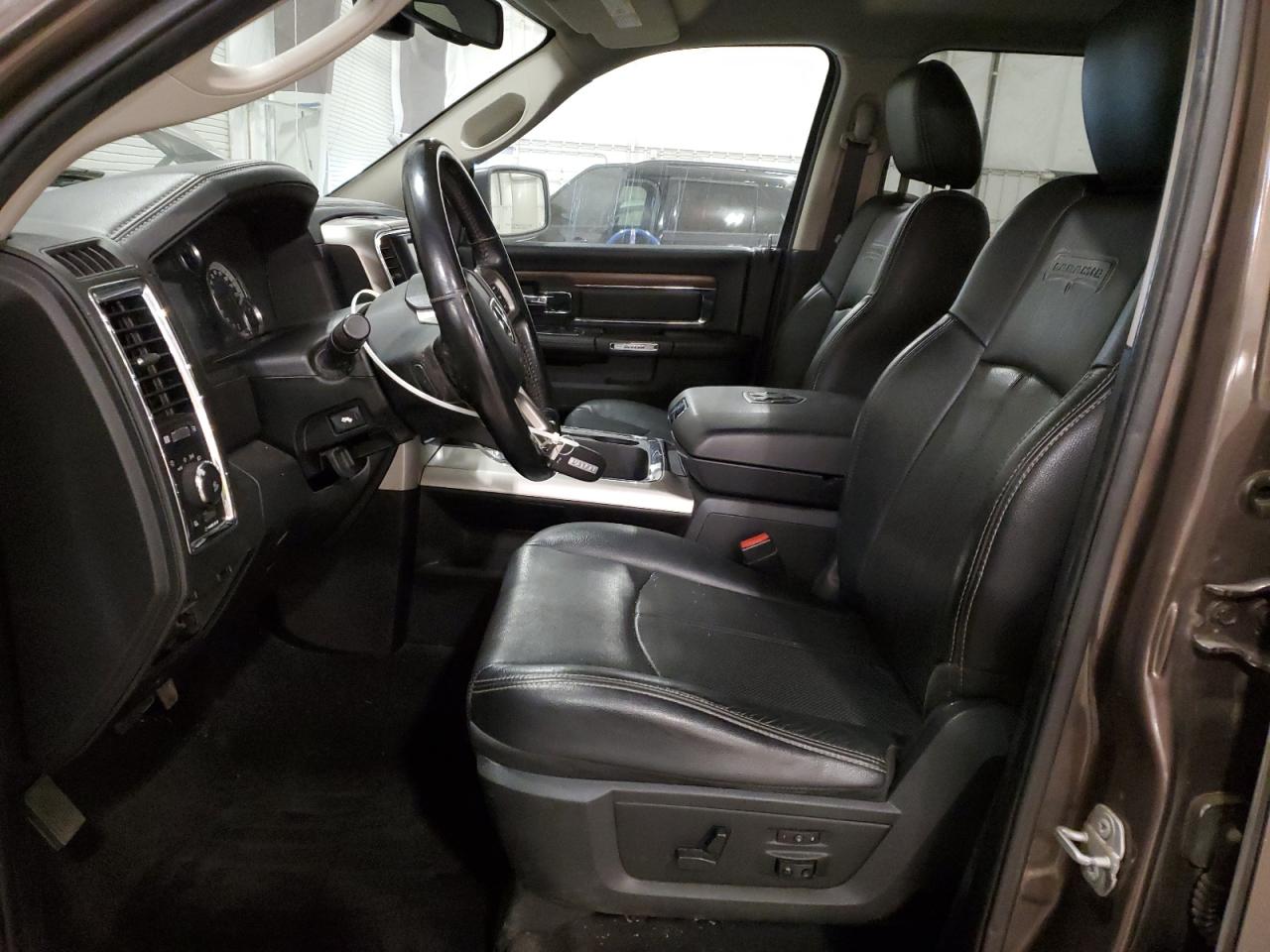 2018 Ram 1500 Laramie VIN: 1C6RR7NT2JS146230 Lot: 92629575