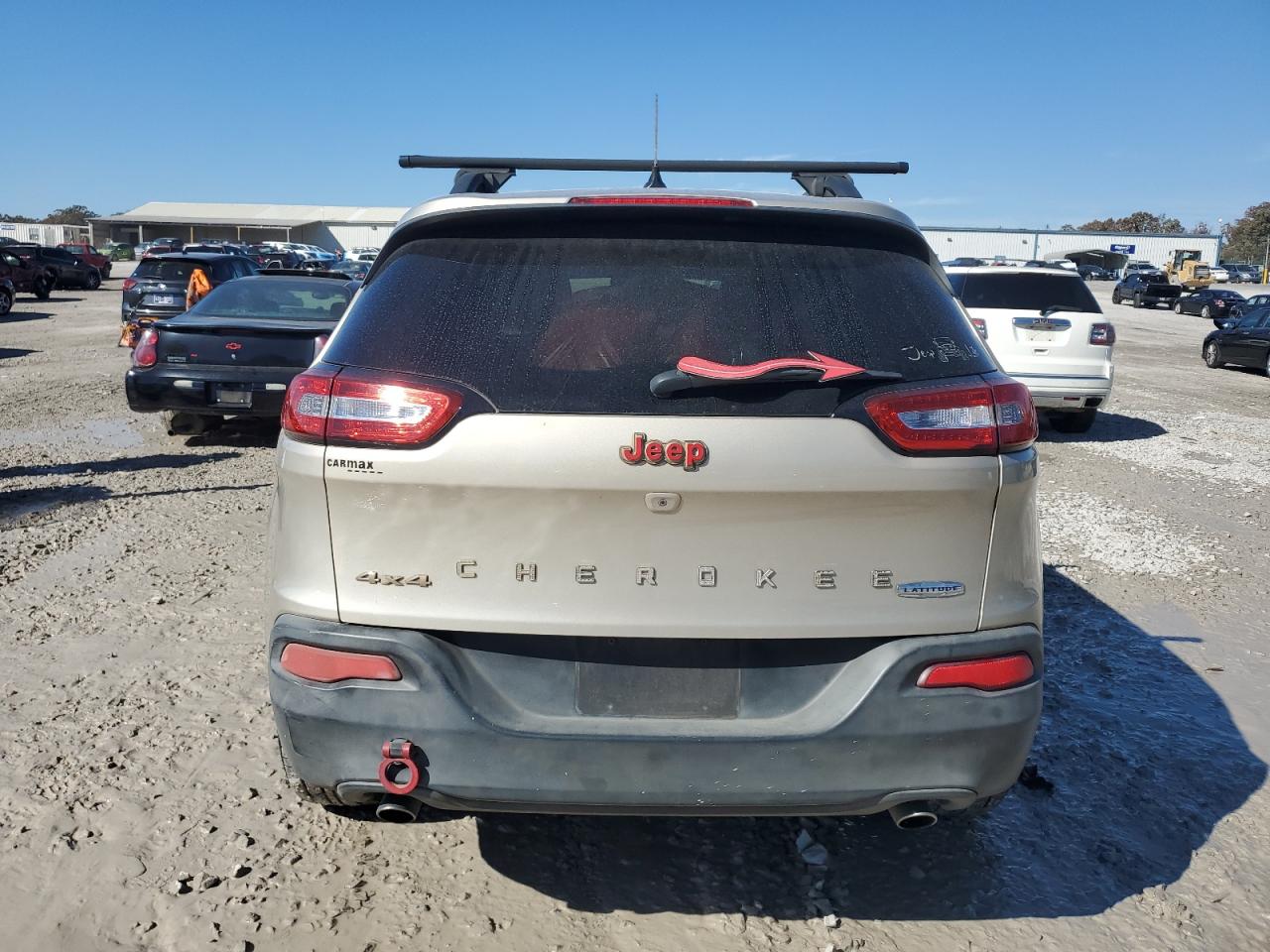 2014 Jeep Cherokee Latitude VIN: 1C4PJMCS5EW184209 Lot: 90467375
