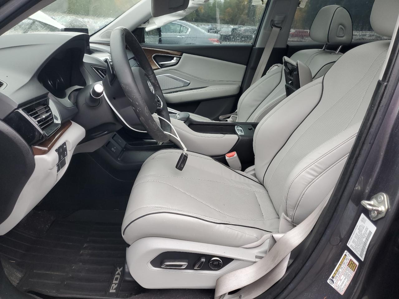 Фото: 5J8TC2H70KL035299