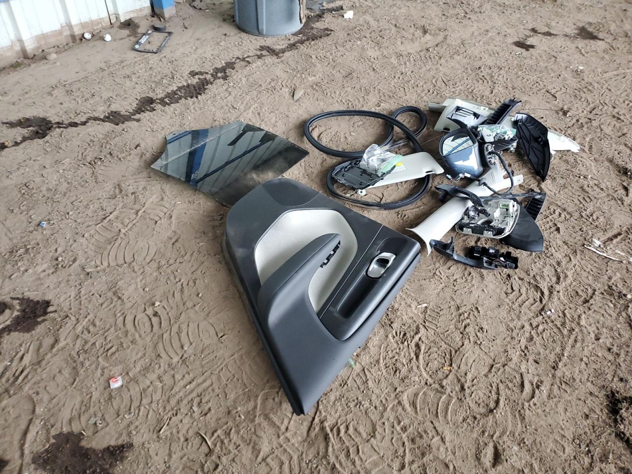 2022 Volvo Xc40 T5 Momentum VIN: YV4162UK1N2654105 Lot: 93446105