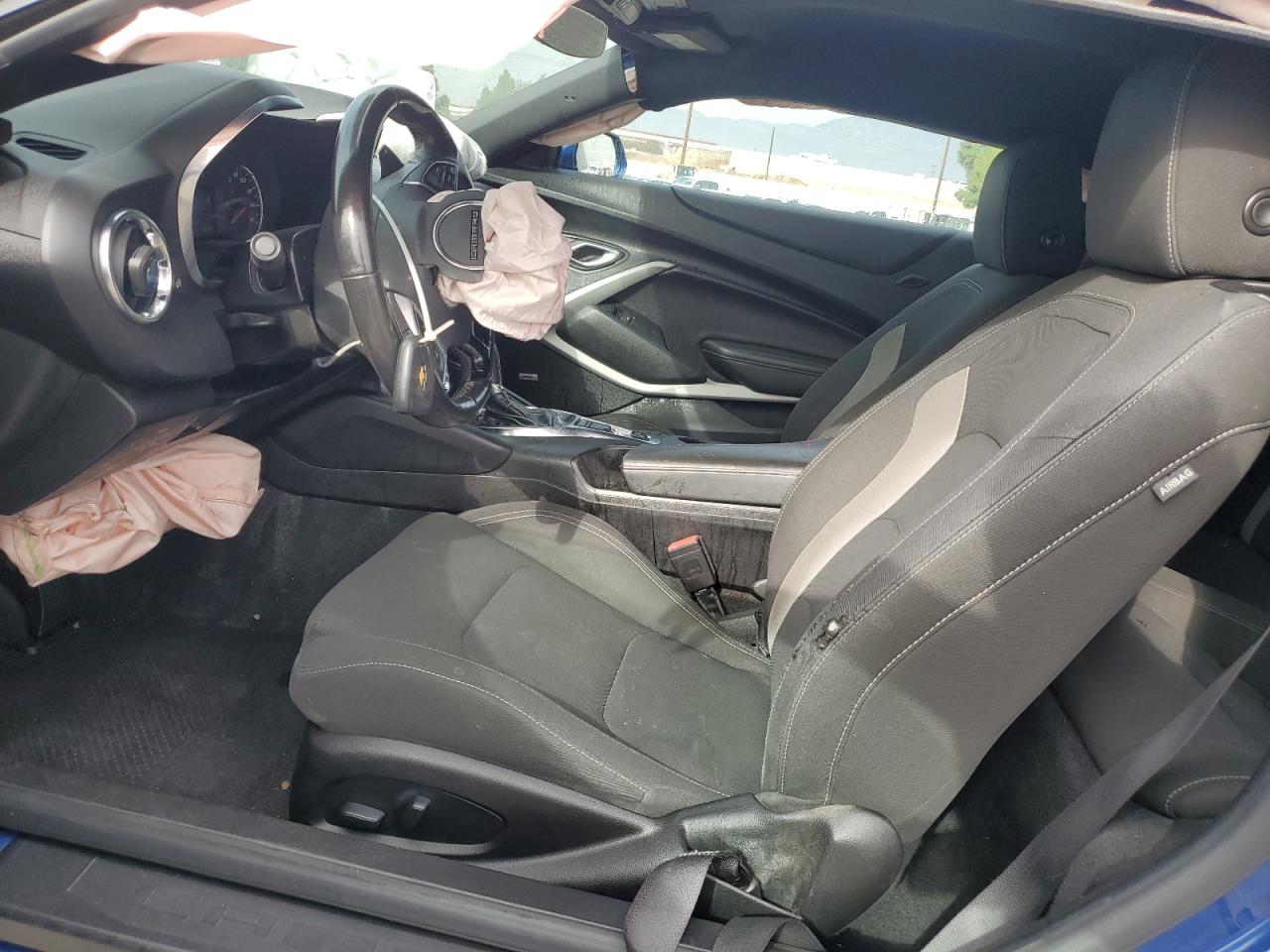 2021 Chevrolet Camaro Ls VIN: 1G1FB1RX2M0114798 Lot: 92352445