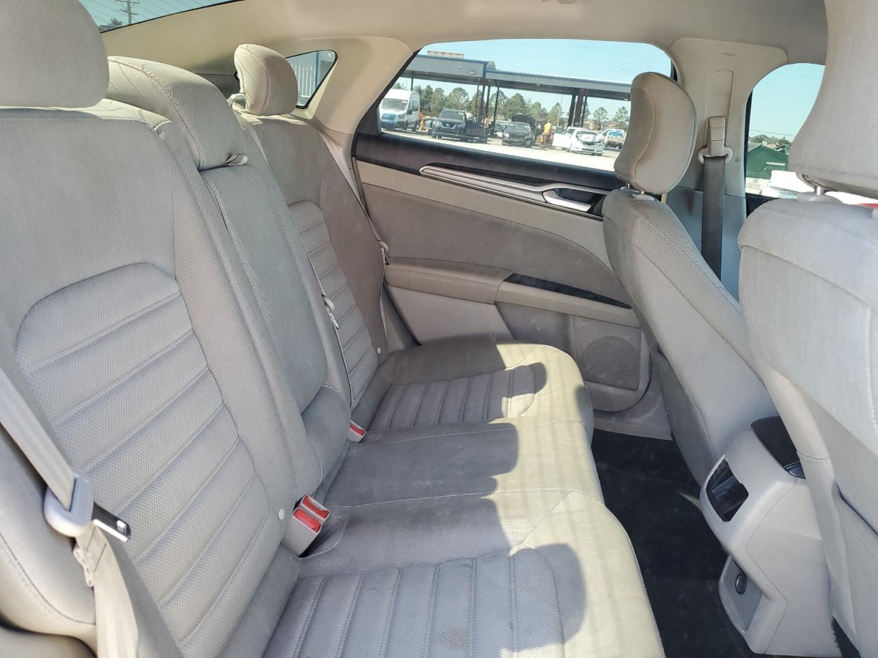 2019 Ford Fusion Se VIN: 3FA6P0HD2KR219158 Lot: 92860895