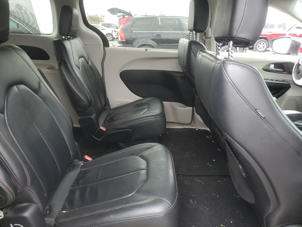 2017 Chrysler Pacifica Touring L VIN: 2C4RC1BG1HR747445 Lot: 90632915