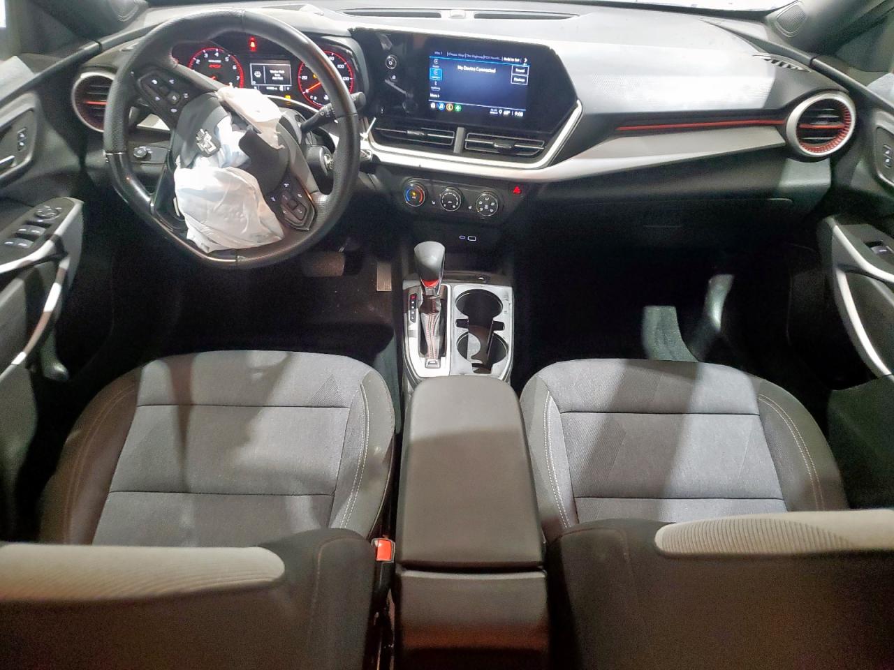 2024 Chevrolet Trax 1Rs VIN: KL77LGE28RC063963 Lot: 93555295