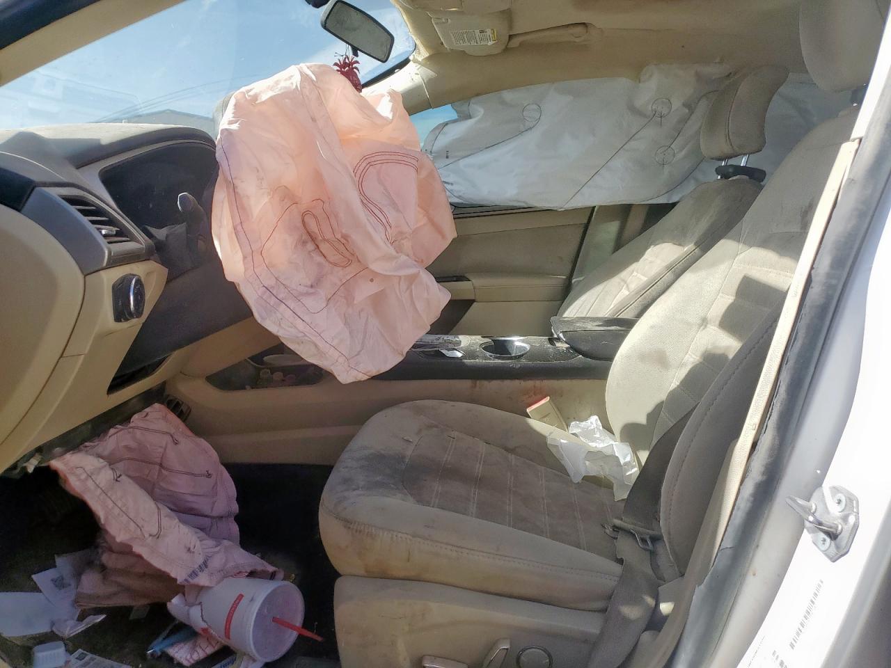 2015 Ford Fusion Se VIN: 3FA6P0H72FR238356 Lot: 93114345