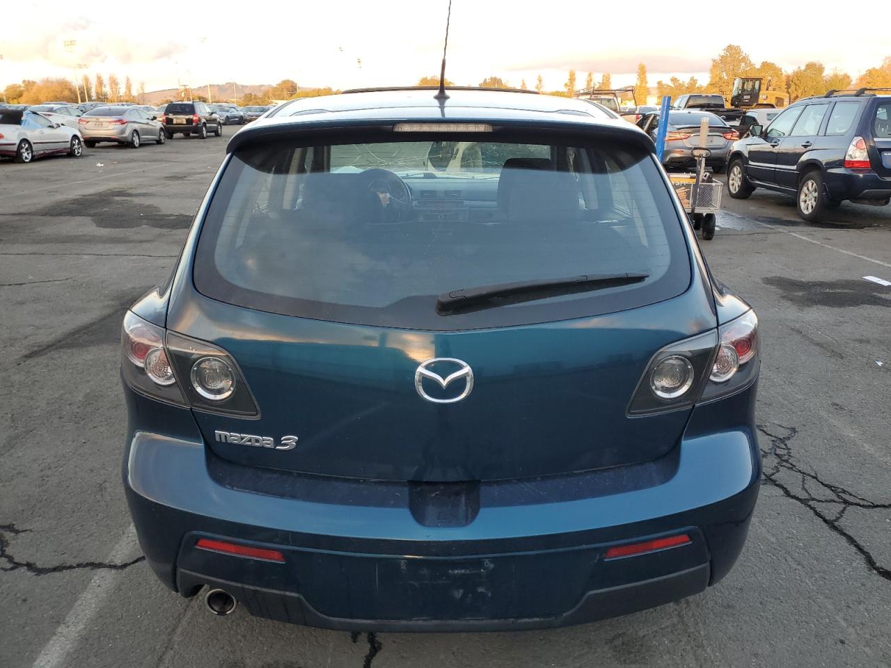 2008 Mazda 3 Hatchback VIN: JM1BK344281834164 Lot: 93073795