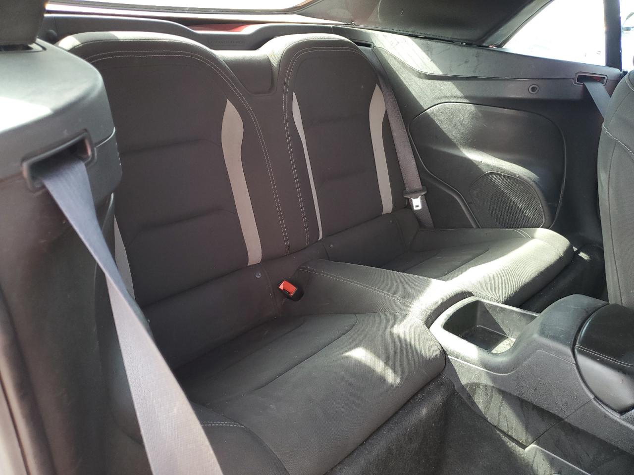 2018 Chevrolet Camaro Lt VIN: 1G1FB3DX6J0161976 Lot: 91309945