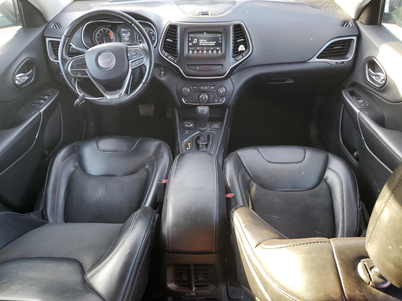 2019 Jeep Cherokee Latitude Plus VIN: 1C4PJMLX3KD359284 Lot: 91434895