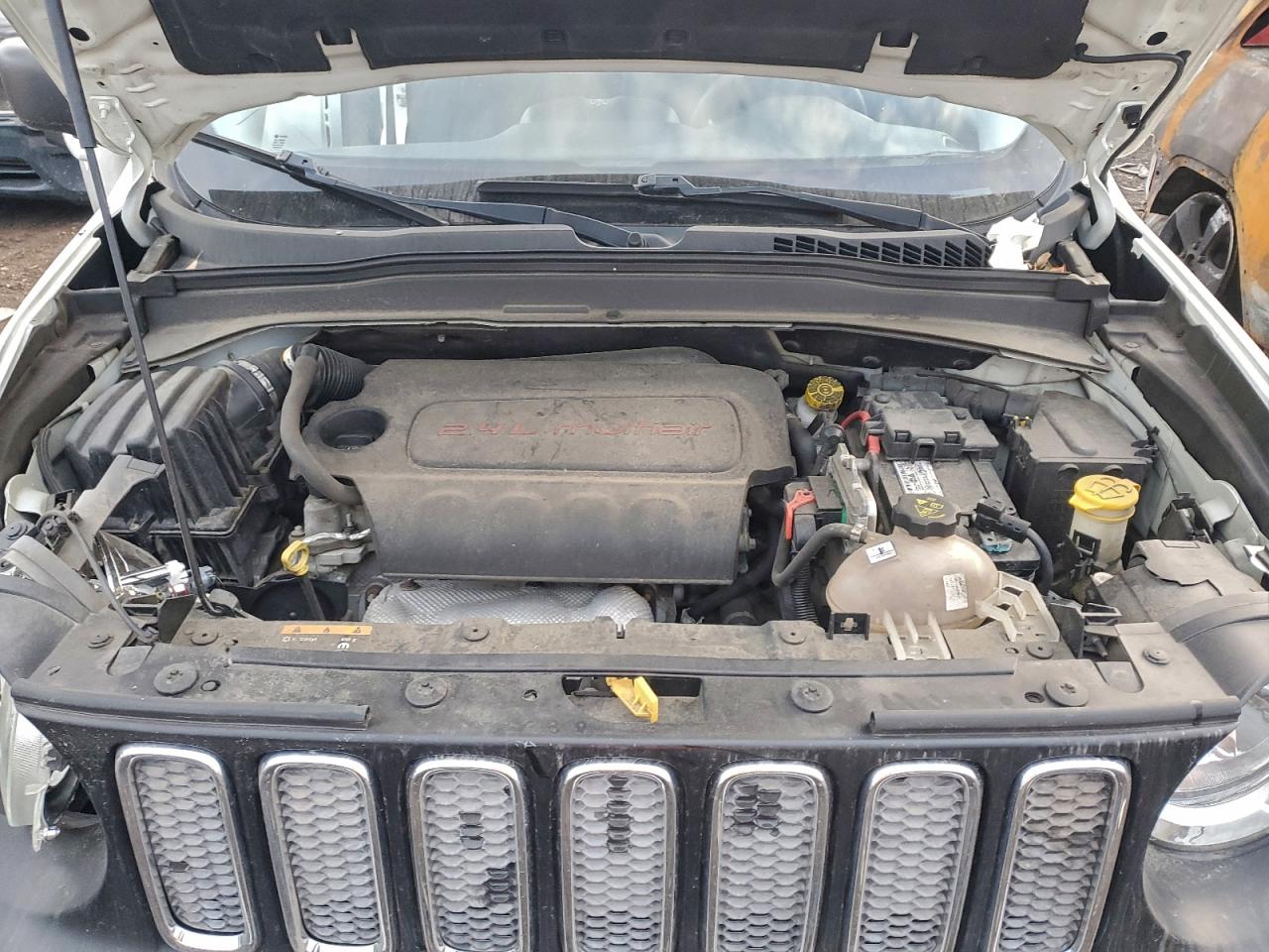 2017 Jeep Renegade Sport VIN: ZACCJBAB1HPF21028 Lot: 91900035