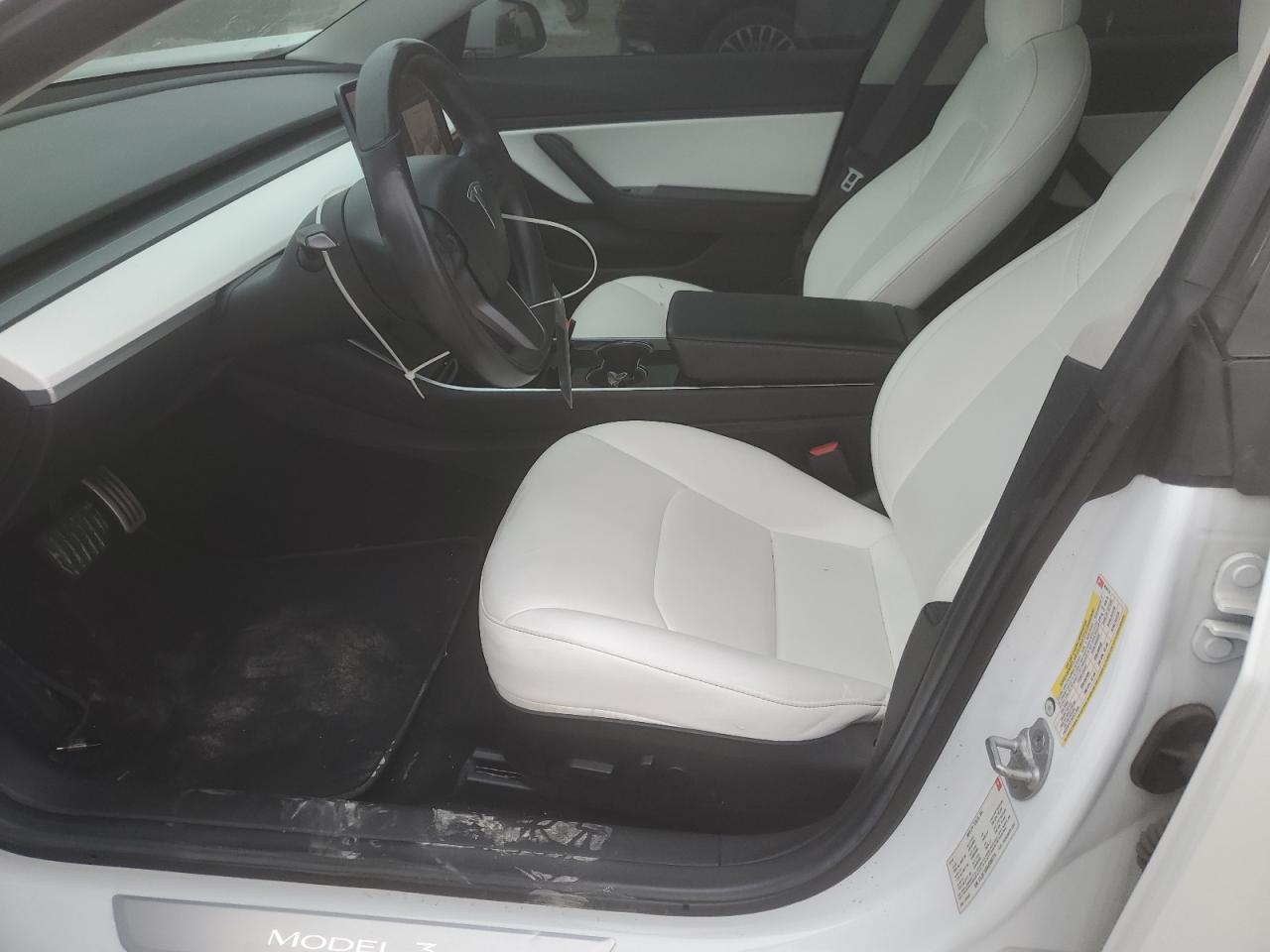 2018 Tesla Model 3 VIN: 5YJ3E1EB9JF055774 Lot: 92738655