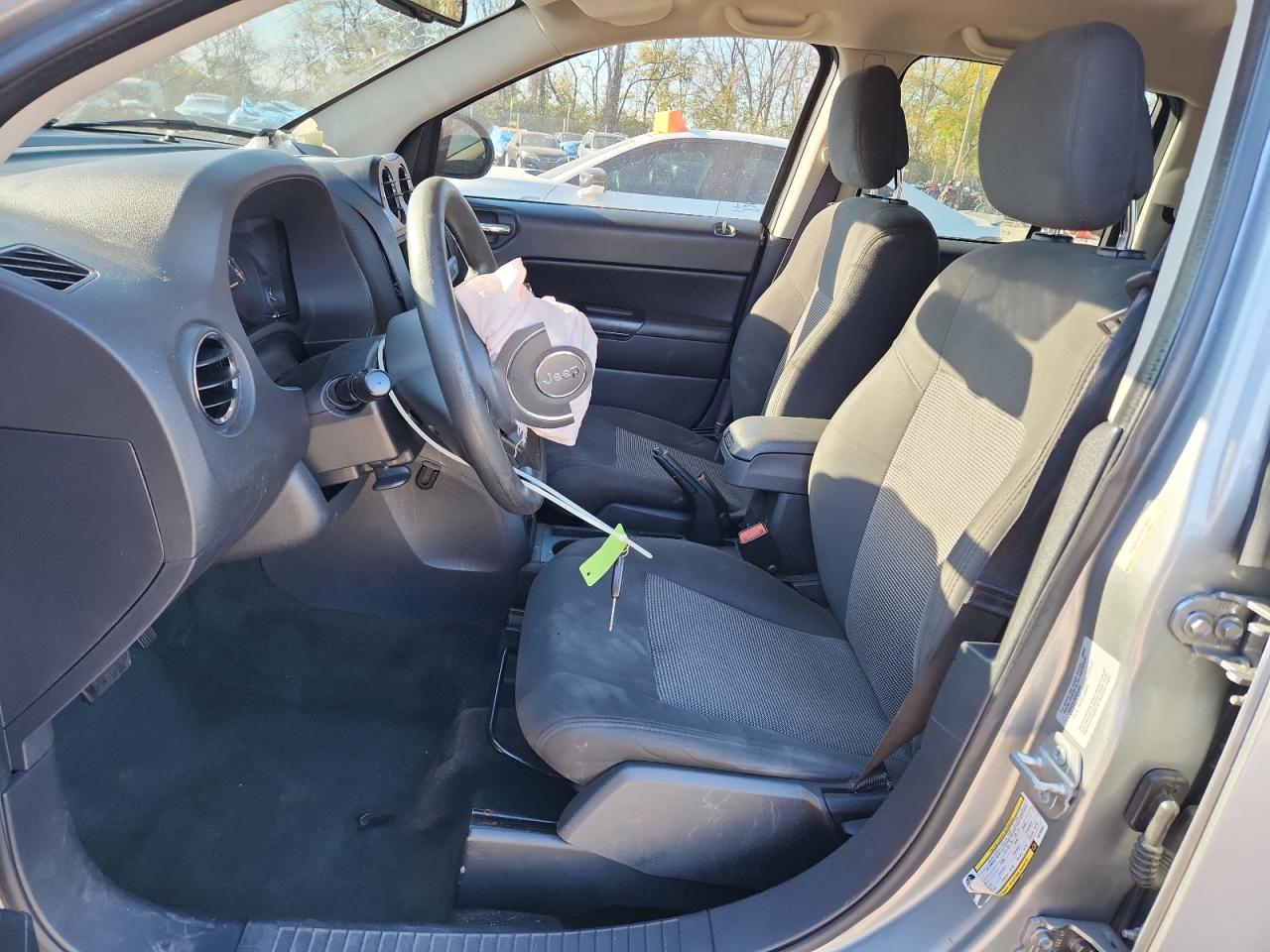 2016 Jeep Compass Sport VIN: 1C4NJDBBXGD756852 Lot: 91304145