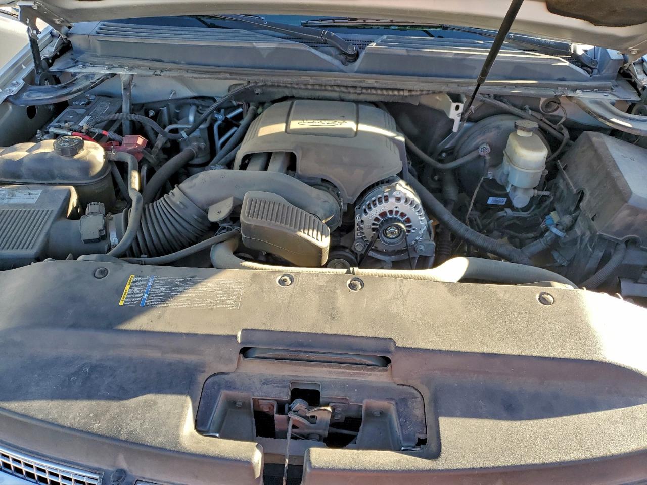 2010 Cadillac Escalade Premium VIN: 1GYUCCEF2AR155888 Lot: 94494415