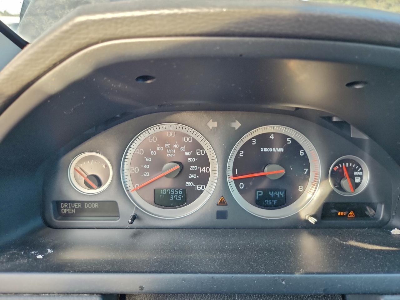 2014 Volvo Xc90 3.2 VIN: YV4952CZ2E1682621 Lot: 93641035