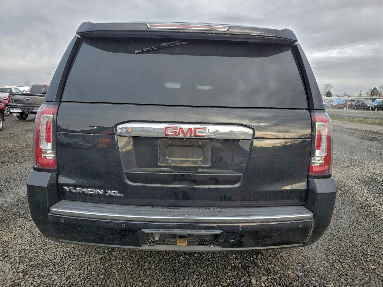 2015 GMC Yukon Xl Denali VIN: 1GKS2JKJ9FR169604 Lot: 93931765