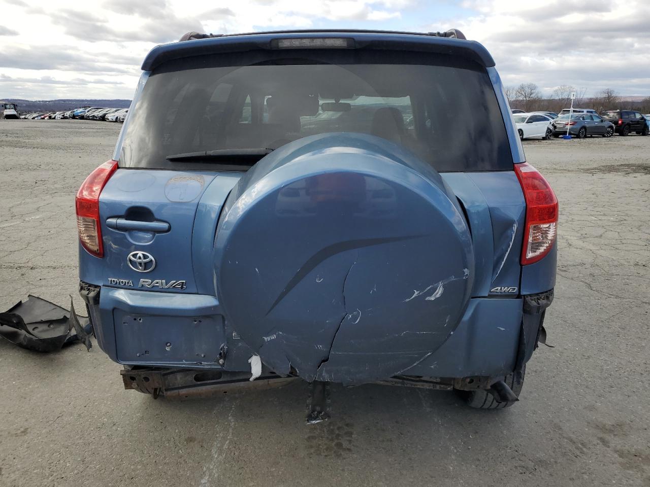 2008 Toyota Rav4 Limited VIN: JTMBD31V885128588 Lot: 93208845