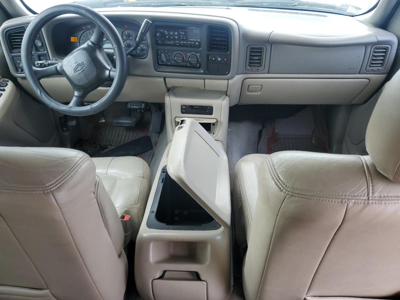 2001 Chevrolet Tahoe C1500 VIN: 1GNEC13T51R108224 Lot: 92674725