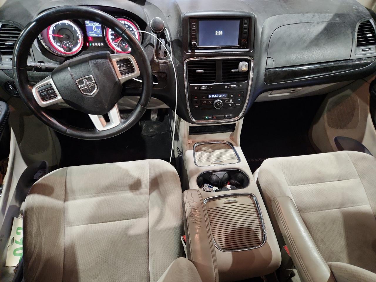 2017 Dodge Grand Caravan Crew VIN: 2C4RDGDGXHR772065 Lot: 91404665