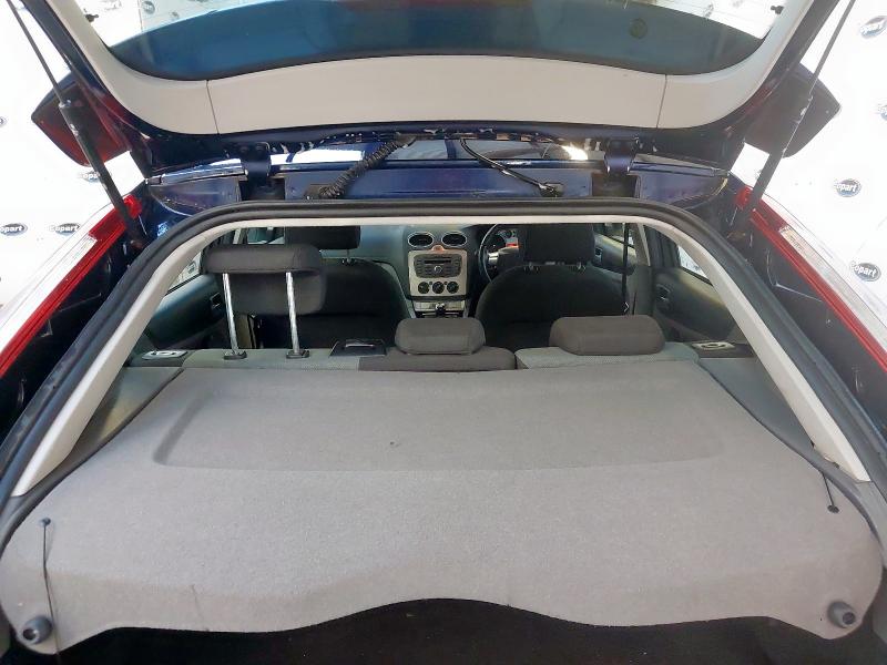 2011 FORD FOCUS 1.6 ZETEC 5DR