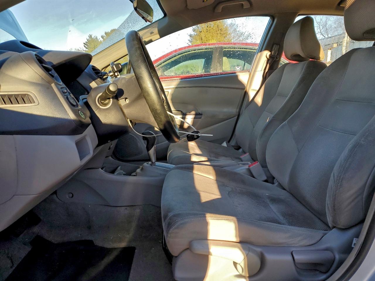 2010 Honda Insight Lx VIN: JHMZE2H57AS029004 Lot: 92902085