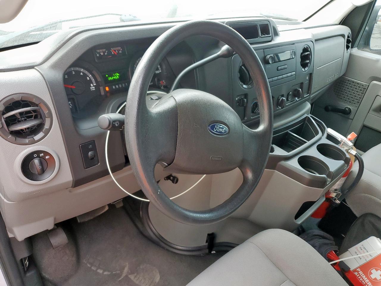 2013 Ford Econoline E350 Super Duty Wagon VIN: 1FBNE3BL6DDB05421 Lot: 92719175