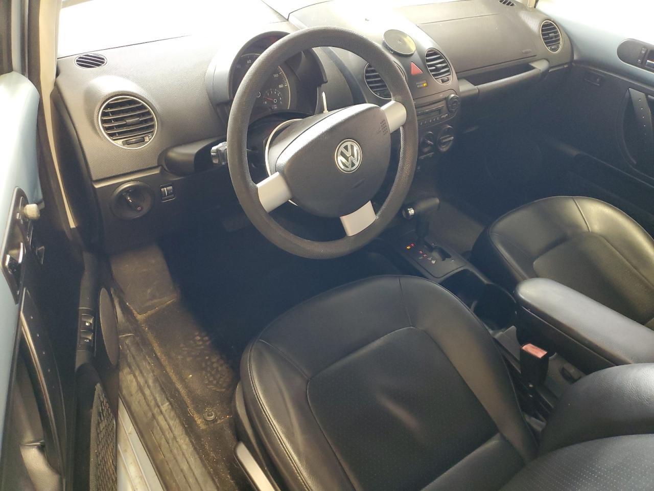 2010 Volkswagen New Beetle VIN: 3VWPG3AG7AM007160 Lot: 91888545