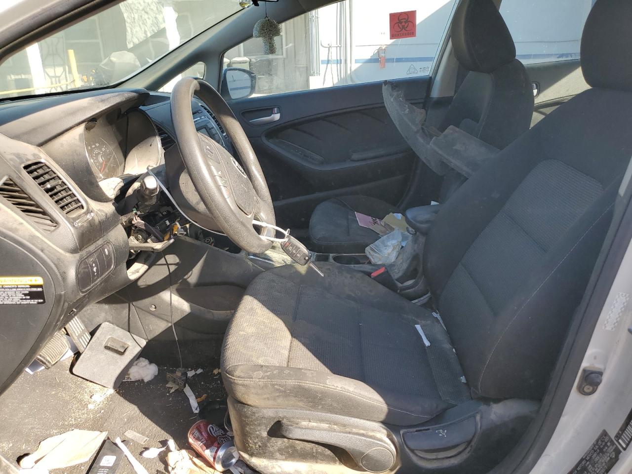 2017 Kia Forte Lx VIN: 3KPFK4A7XHE029371 Lot: 91111215